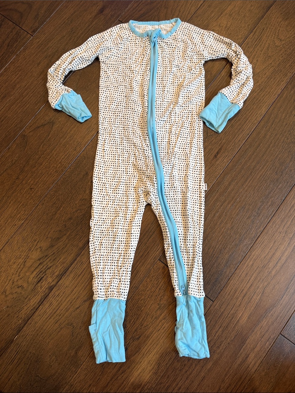 Little Sleepies Polka Dots Blue Trim Zippy Size 12-18 Months - C39-091
